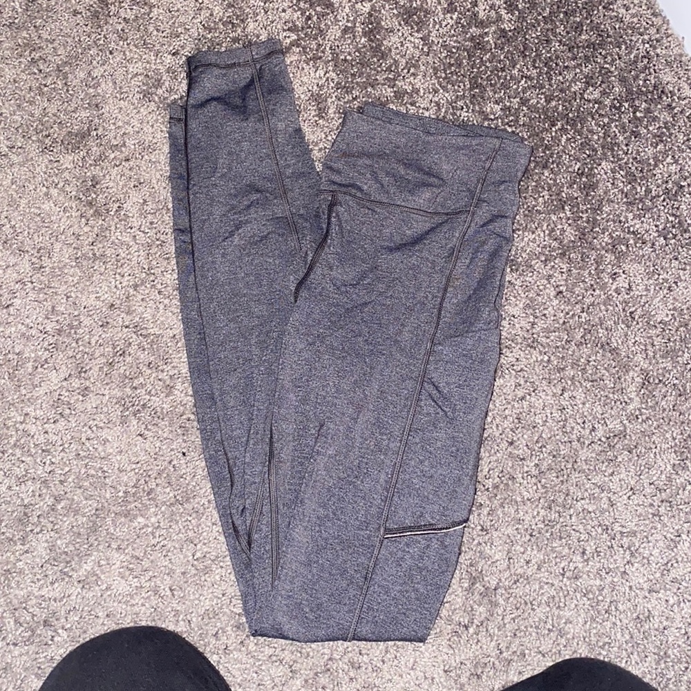 Lululemon women’s run high rise swift leggings